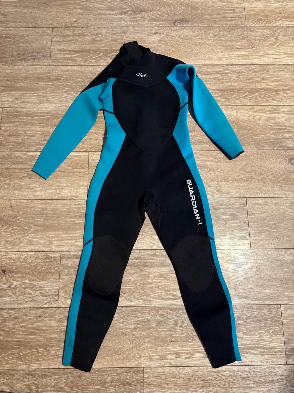 Guardian-1 Women's Full Wetsuit in Teal and Black